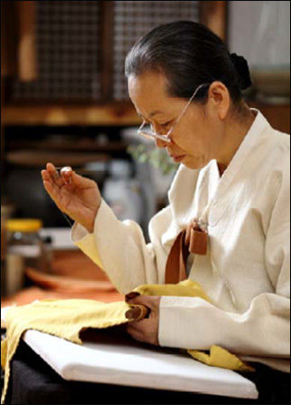 국가무형문화재 제107호 '누비장' - 김혜자 보유자