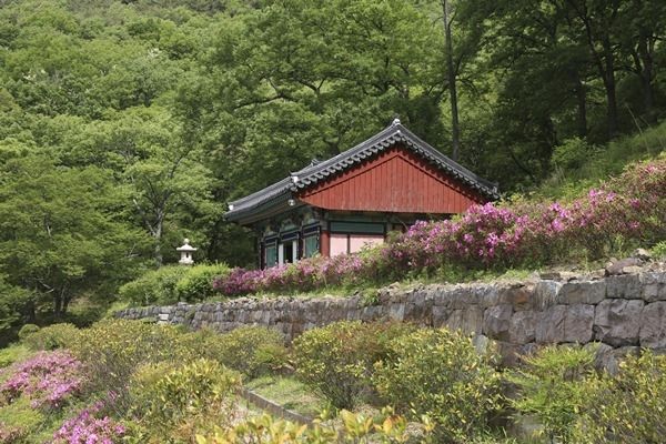 청곡사 산신각