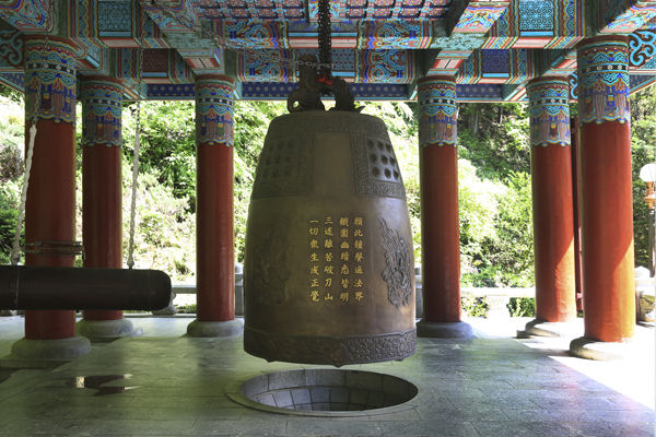 구인사 범종