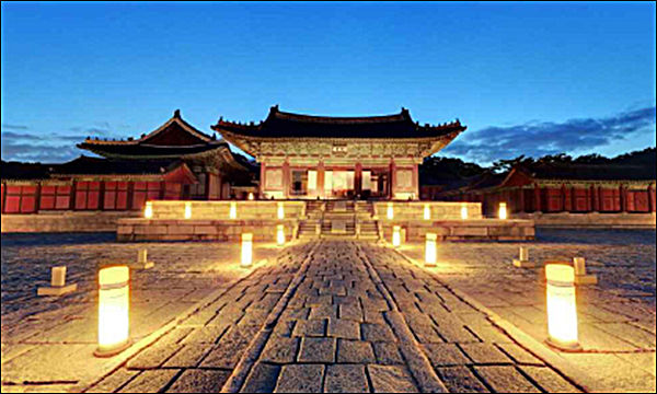 창경궁 명정전 야간 전경