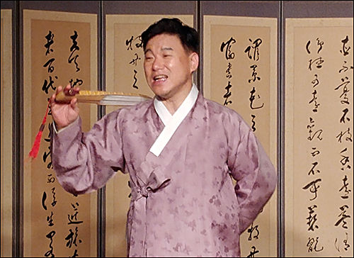 박정욱 명창의 '배뱅이굿' 공연