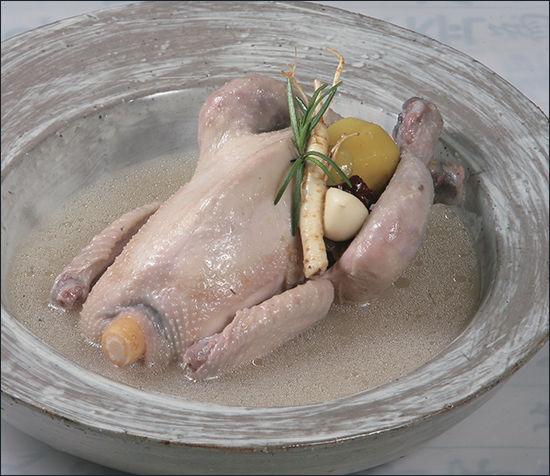 우리맛닭을 이용한 삼계탕 2