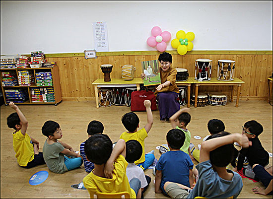 이야기할머니 파견 활동