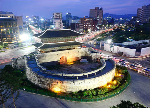 보물 제1호 흥인지문 야경