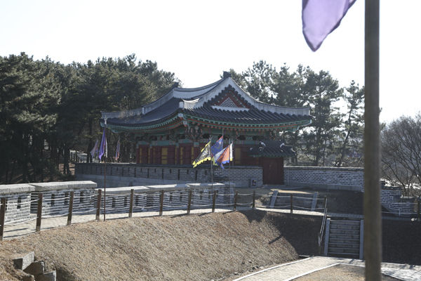 광성포대에서 본 안해루