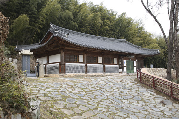 고하 송진우선생 기념관