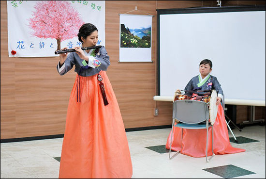 민족악기 중주단 민락의 민족악기 연주