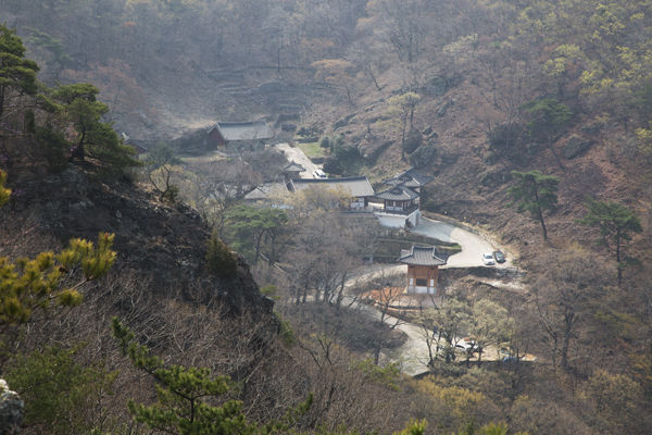 운람산 바위능선에서 본 전경