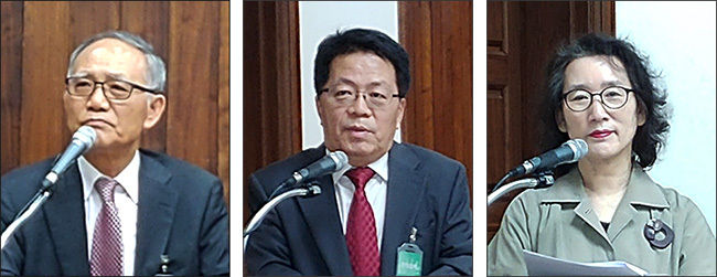 학술세미나에 앞서 최운산장군기념사업회 정기총회에서 인사말을 하는 윤경로 전 이사장, 신임 최용규 이사장, 최성주 기념사업회 이사 (왼쪽부터)
