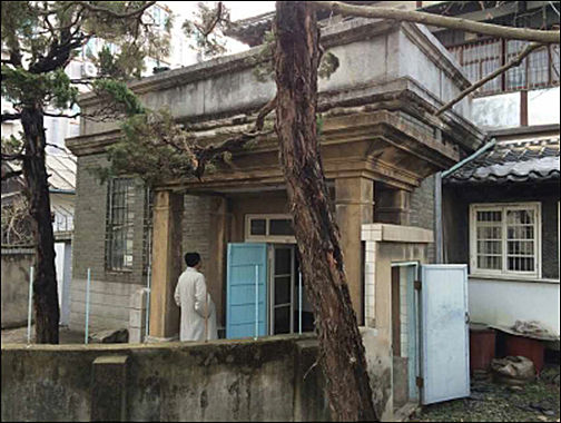군산 구 십자의원 정면
