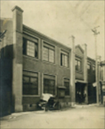 2ㆍ8독립선언이 진행된 도쿄의 재일기독교청년회관 (1910년대, 在日本韓国YMCA2・8独立宣言記念資料室)
