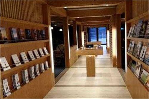 디지털문화유산 나눔방 - 도서 비치 공간