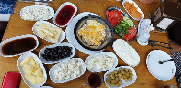 풍성한 아침 식사 식단