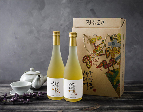 ‘2019 대한민국 우리술 품평회’ 대통령상 수상 제품 : 세종대왕어주 약주(농업회사법인 장희도가)