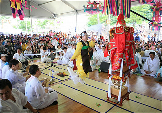 강릉단오제( 단오굿)