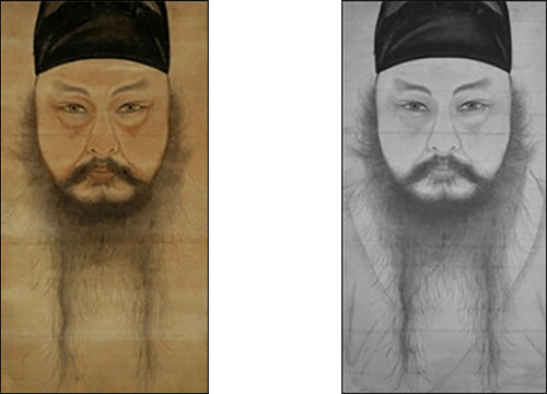윗몸이 안 보이는 국보 제240호 윤두서 자화상(왼쪽) / 적외선 촬영 모습, 자화상에서 안 보였던 도포의 깃이 보인다.