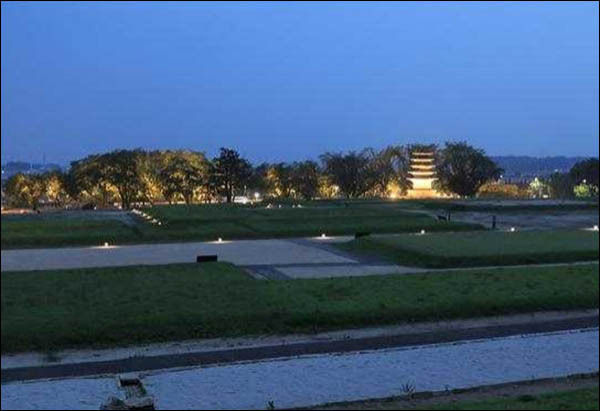 익산 왕궁리 유적(사적 제408호) 야간 전경