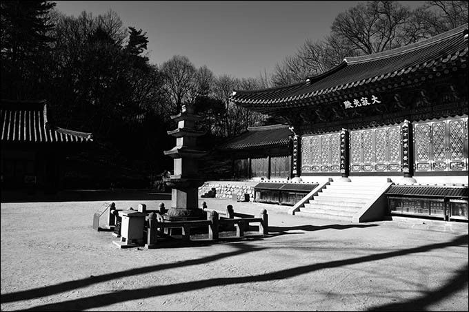 보물 제223호 도피안사 삼층석탑(사진 손묵광 작가)