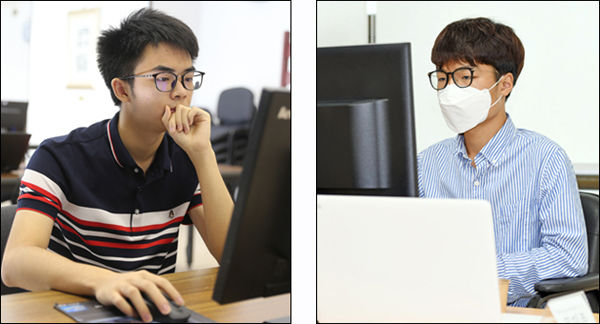 결승전에서 맞붙은 리웨이칭 8단(왼쪽)과 문민종 2단