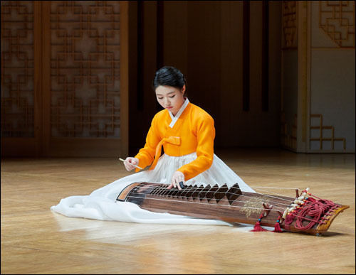 온나라 국악경연대회에서 국무총리상인 최우수상을 받은 홍세인 씨 경연 모습