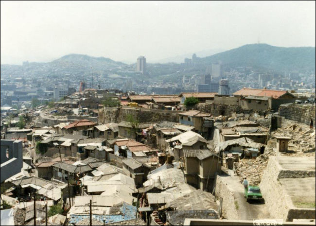 보수ㆍ복원 공사 이전의 낙산구간, 1979년(국가기록원 소장)