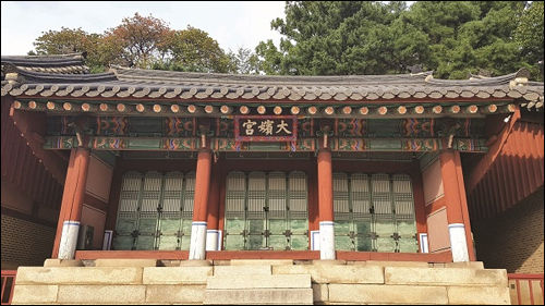 희빈 장씨의 신주가 모셔져 있는 칠궁의 대빈궁