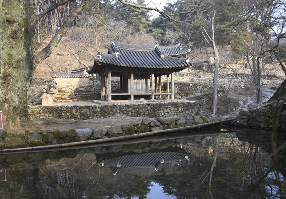 연못에 비친 광풍각(光風閣), (사진 최우성 기자)