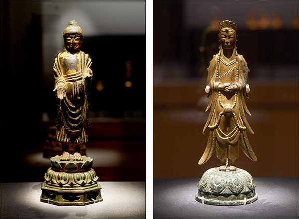 <금동보살입상>, 삼국시대 7세기, 경남 거창 출토로 전함, 높이 22.5cm, 보물 제285호(왼쪽) / <금동여래입상> 통일신라 초, 높이 38.2cm, 보물 제284호