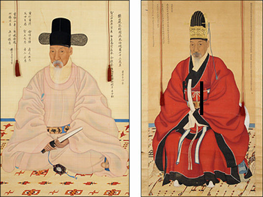 채제공은 사팔뜨기였지만 영의정까지 올랐다.<br>
보물 제1477-1호 채제공 초상 – 시복본(時服本), 선경도서관(왼쪽)<br>
보물 제1477-2호 채제공 초상 – 금관조복본(金冠朝服本), 개인소장