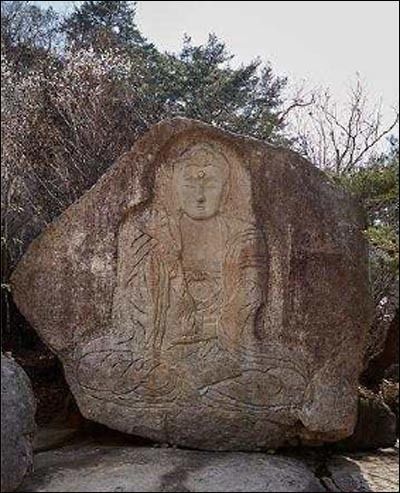 <문경 봉암사 마애미륵여래좌상>