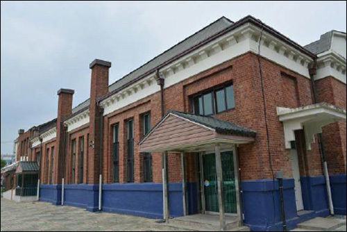 국가등록문화재 제798호 대구 동인초등학교 강당(전면)