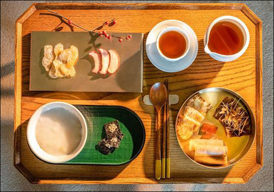 궁 중 음 식 소 개
