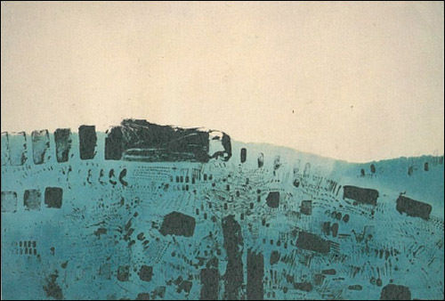 김호득, 돌산, 1995, 한지에 수묵과 채색, 141×505cm
