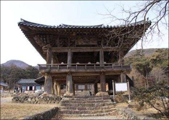 보물 지정 - 의성 대곡사 범종루 정면