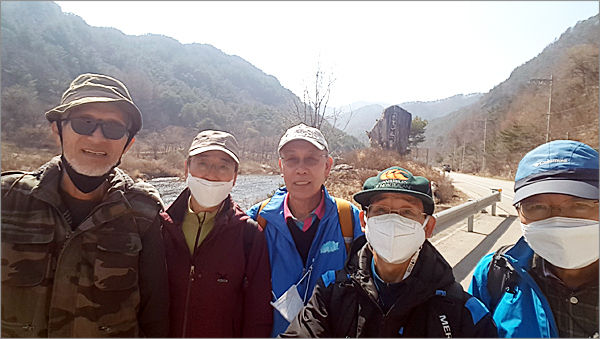 제3구간을 걷는 사람들
