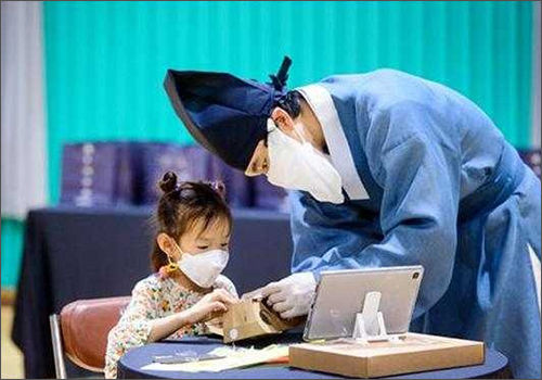 '궁 바퀴를 달다' 대면 행사 현장(증도초등학교)