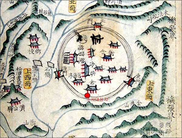 군현지도(1827년) 중 양산읍성 부분(▲:조사대상지)