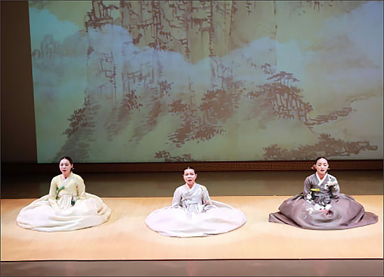 경기민요 이춘희 보유자