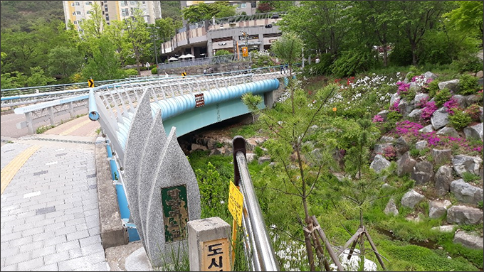 밥할머니 다리