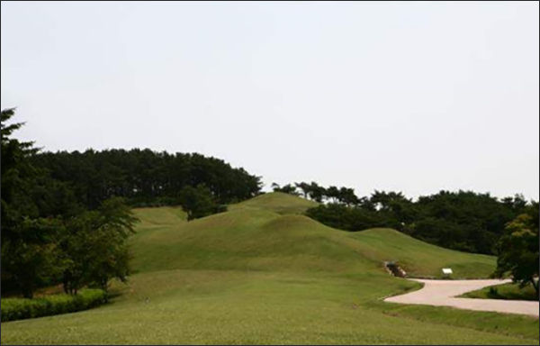 공주 무령왕릉과 왕릉원(9.17.부터 이름 바꿈)>