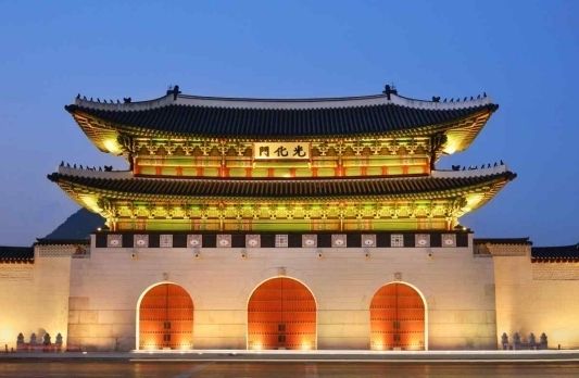 경복궁 광화문 야간 전경(사진작가 서헌강)
