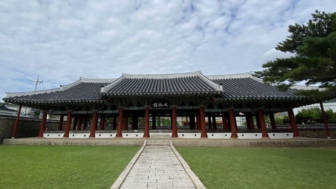 거제 기성관 정면 