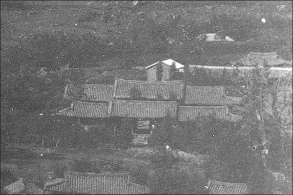 삼척도호부 관아지의 객사 - 국립중앙박물관 유리건판사진(1915년)