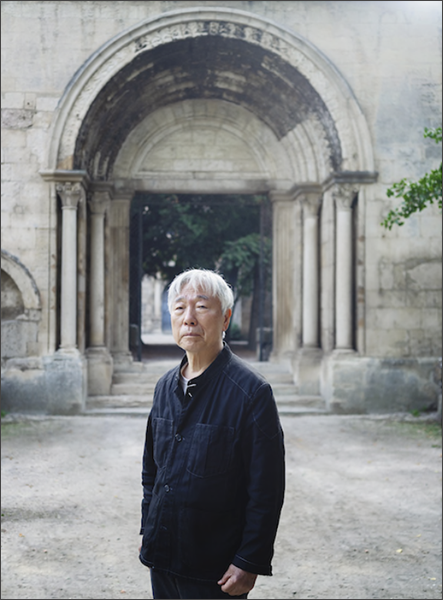 알리스 캉 앞에 선 이우환 / 이우환 재단 사진