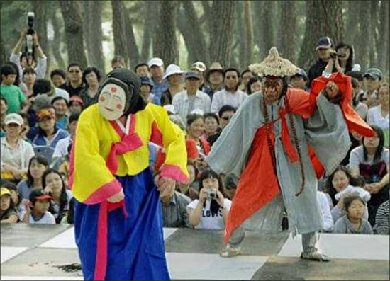 하회별신굿 모습(문화재청)