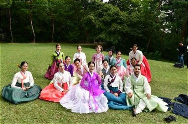 <문화체육관광부 ‘2019 한복문화 주간 사업’(사진 제공: 한국공예문화디자인진흥원)