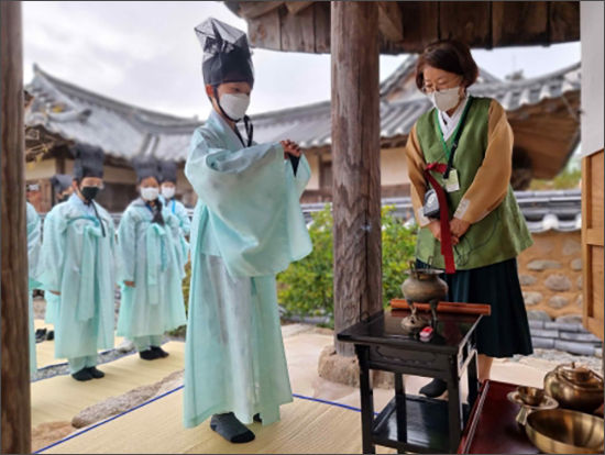 홍범연의를 낳은 갈암종가(경상북도 영덕군)