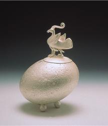 골호―삼족오, 2002, 은(92.5), 27×18×16cm