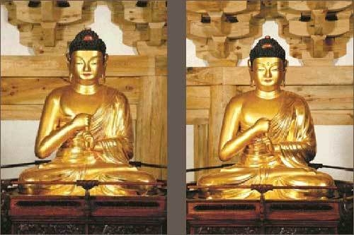 국보로 지정된 합천 해인사 법보전 목조비로자나불좌상(왼쪽)과 합천 해인사 대적광전 목조비로자나불좌상