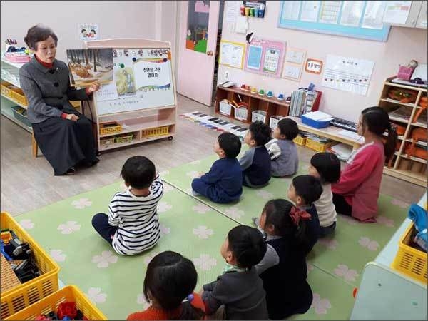 박재숙 할머니(4기, 대전) 이야기 활동(서대전어린이집)